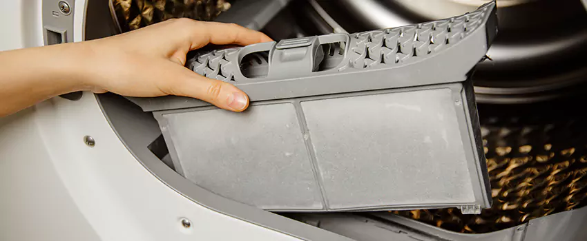 Signs Of A Clogged Dryer Lint Trap in West Islip, New York